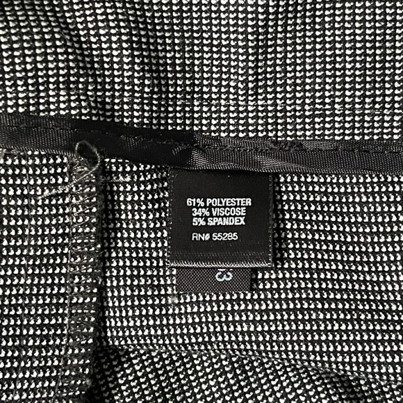 Black & White Express Slim Crop Editor Dress Pants - Picture 9 of 10